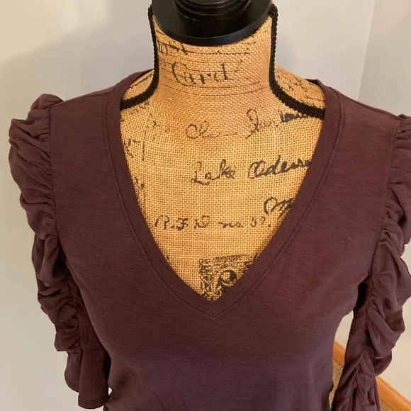 NWT Nation Ltd. Evereve Deep Purple Ruched Sleeve Top Women Size M - Picture 2 of 11